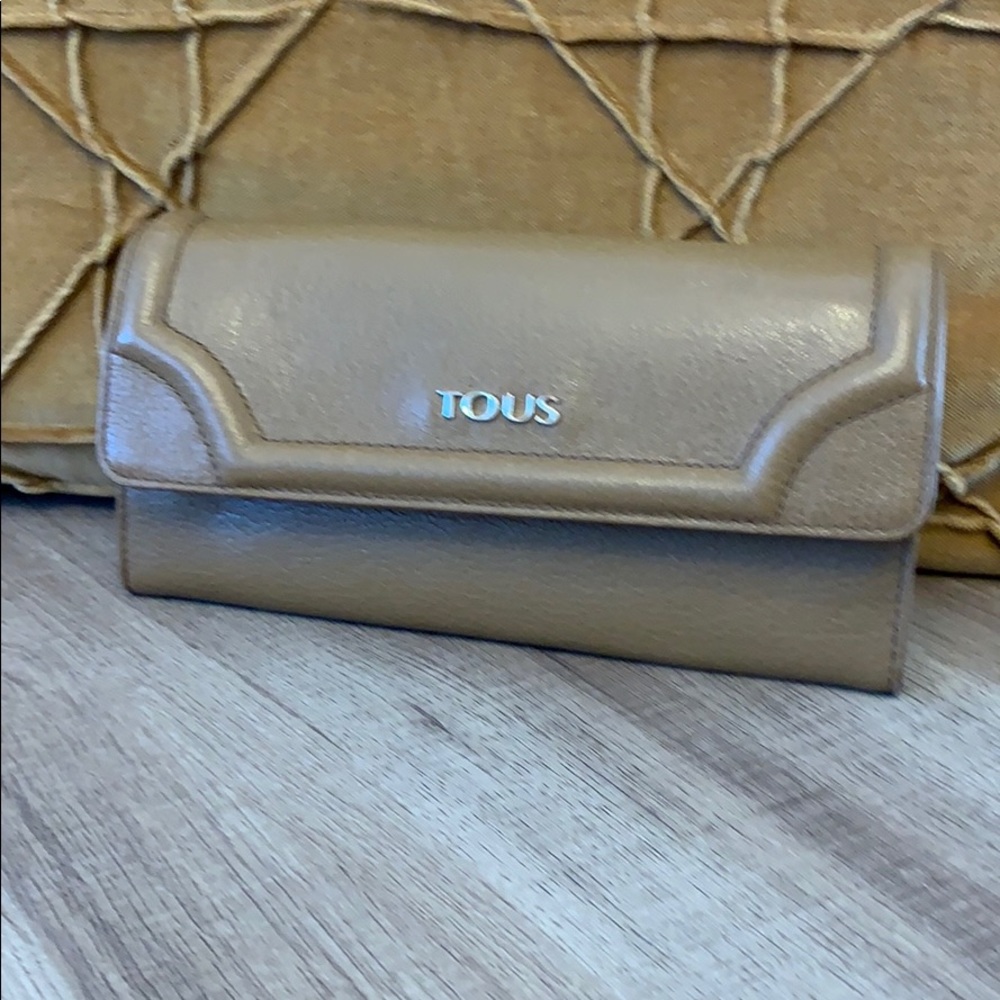 Tous Wallet